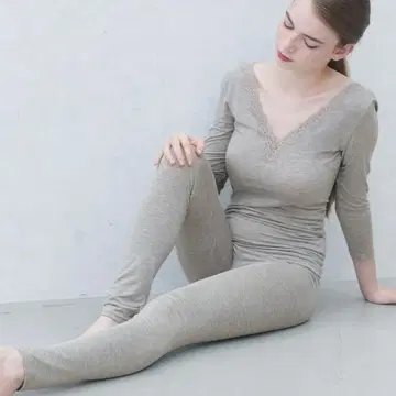 PEACH JOHN it's 모이스티 하라 마키 레깅스