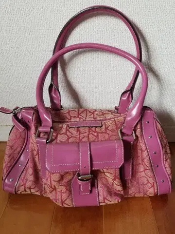 캘빈클라인 CalvinKlein 귀여운 핑크 미니 보스턴 백 파우치 포함