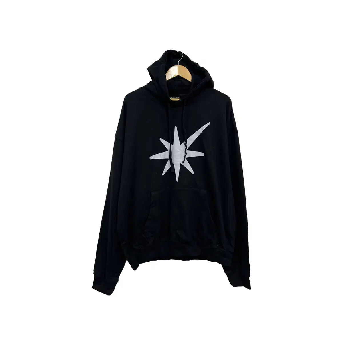 GD Peaceminusone Mama Badge on Bunjang Global Site.