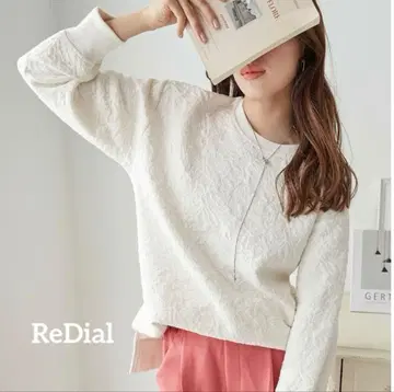redial 꽃무늬 자카드 맨투맨 화이트 LL 미개봉 택 포함