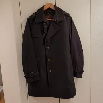 BARNEYS NEW YORK 블랙 트렌치코트 46