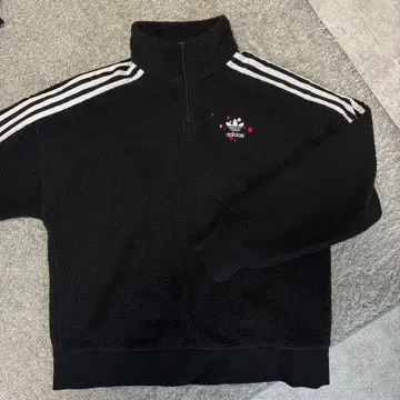 adidas 하트 모티브 플리스 자켓