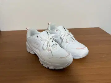 FILA 뮤제오3 (Fila Museo3) 스니커즈 화이트 24cm