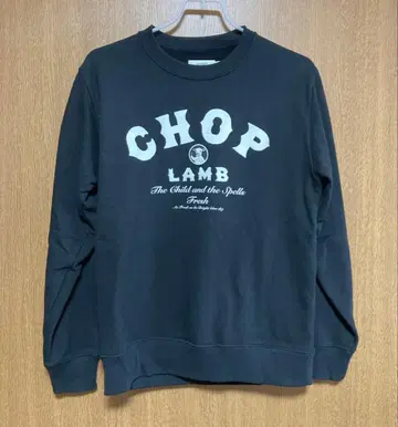 그라니프 라무초프 로고 프린트 맨투맨 블랙