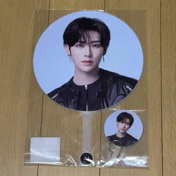 ZB1 제베원 리키 부채