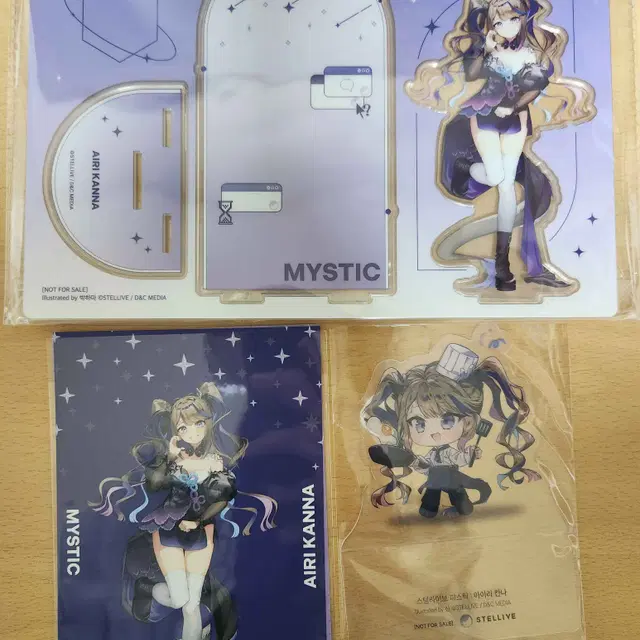 스텔라이브 아이리 칸나 공식 팬북 아크릴 디오라마& PET 스탠드& 카드