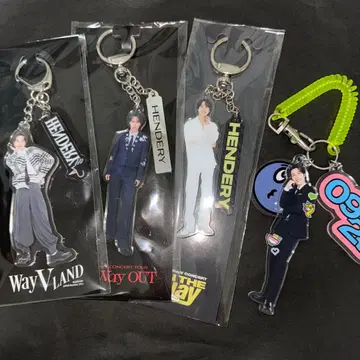 Wayv 헨드리 아크릴 키링 NWO OTW NATION