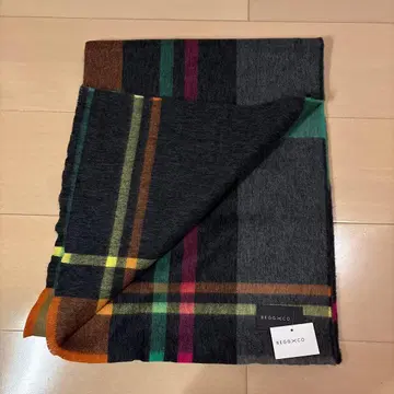 미사용 새상품 BEGG&CO 캐시미어 머플러 (65x180cm)