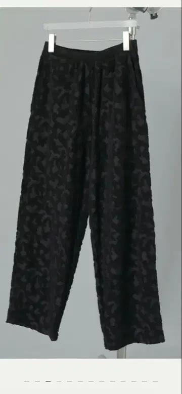 안느크 자카드 러프 팬츠