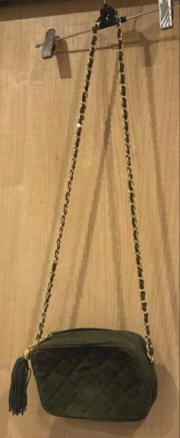 FOXEY 체인 숄더백