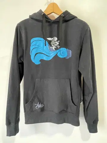 UPPER PLAYGROUND 후드티