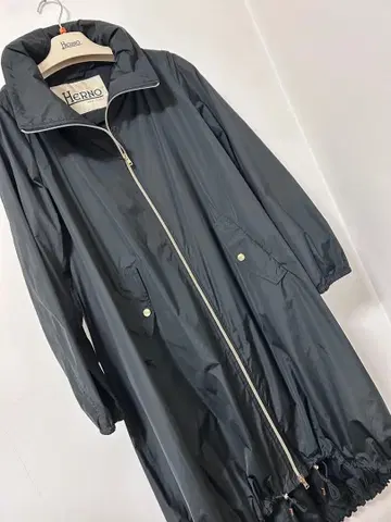컨디션 최상 헤르노 라이트 코트 레인코트 롱 코트 스프링 코트