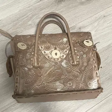 카빙 트라이브스 백 가방 핸드백