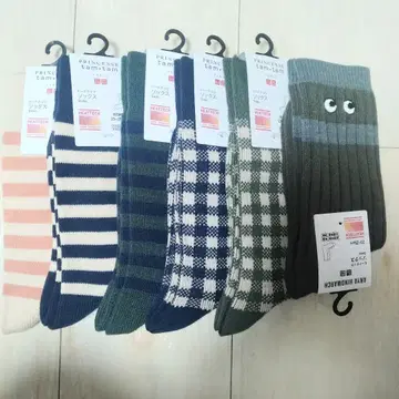 유니클로 안야 힌드마치 프린세스 탐탐 히트텍 삭스 6켤레