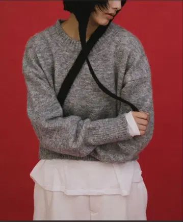 새상품 duei 베이직 크롭 니트 / 울 혼방