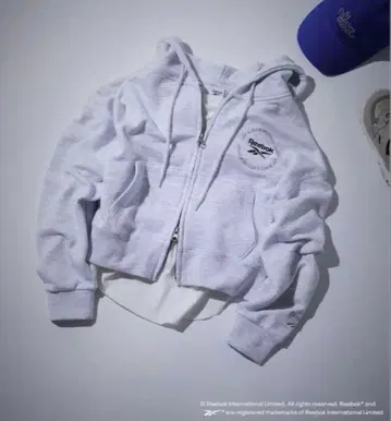 [ 즉시 구매 OK ] 미니 기장 Reebok 별주 쭈리 숏 기장 후드티