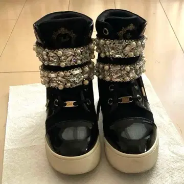 가격 인하 중 Rady 하이컷 비쥬 스니커즈 S