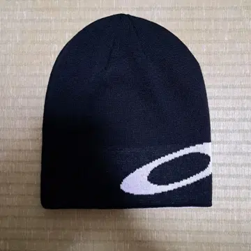 OAKLEY 로고 니트 모자 비니 리버서블