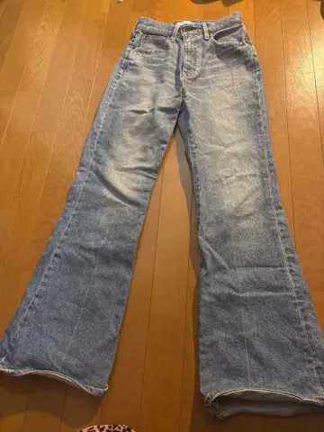 MOUSSY 부츠컷 데님 라이트 블루