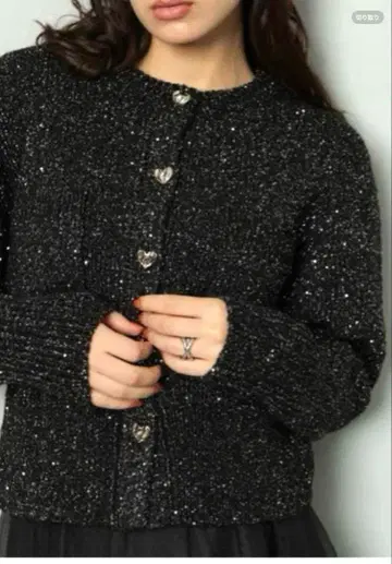 아르페쥬 스토리 스팽글 니트 자켓 블랙 워셔블