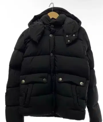 새상품급 PYRENEX 피레넥스 블랙 다운 자켓 REIMS S