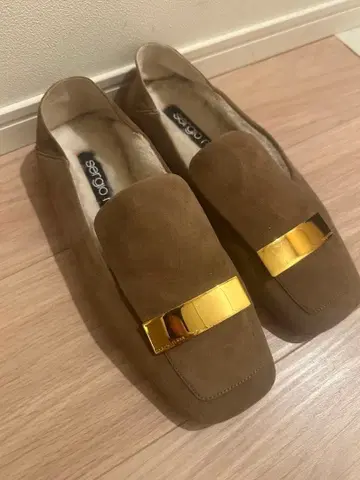 sergio rossi 스웨이드 베이지 로퍼