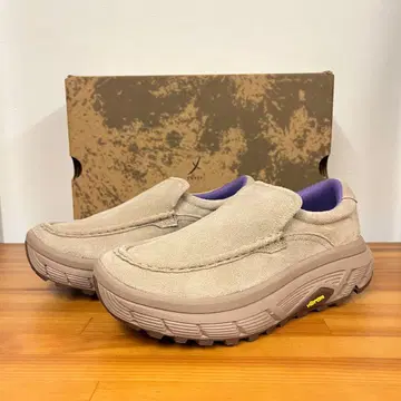 새상품 정품 yuers 유어즈 soon 순 스니커즈 그레이지 44