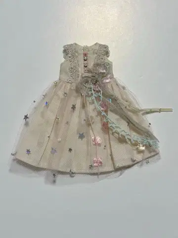 유명 작가 리카짱 Blythe 아웃핏