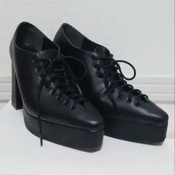 EATME 레이스업 부티