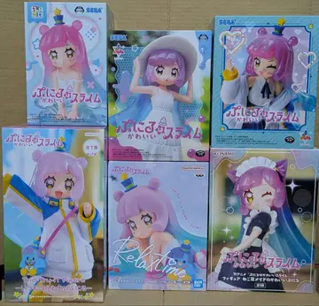 푸니루는 귀여운 슬라임 피규어 모음