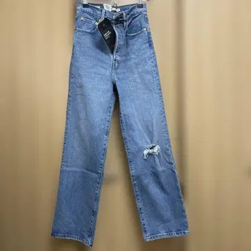 Levi's Ribcage Straight Ankle 24