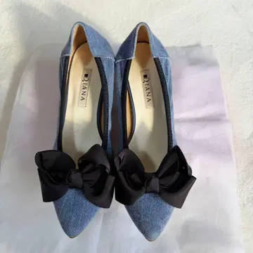 [새상품급] DIANA 다이애나 데님 펌프스 23.5cm 리본 와이드 힐
