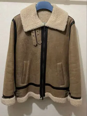 BEAMS x QUATTROCCHI B-3 무스탕 자켓