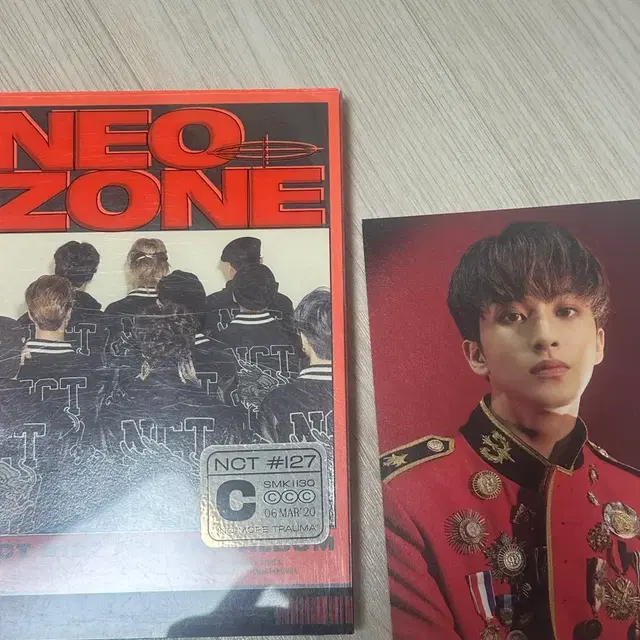 NCT 네오존 앨범 + 마크 엽서 (나눔)