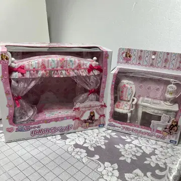 리카짱 공주 가구 시리즈 꿈꾸는 침대 프린세스 체어 & 테이블 새상품