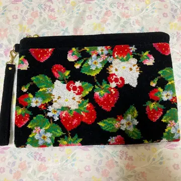 페일러 키티 콜라보 한정품 클러치 파우치