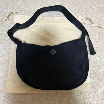 minimute 블랙 숄더백