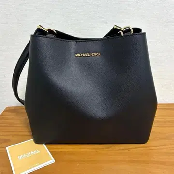 새상품급 MICHAEL KORS PRATT 버킷 핸드백