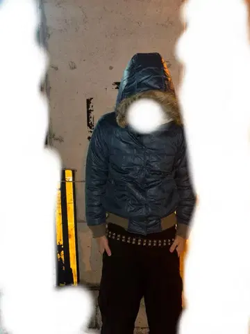 퍼 후드 다운 자켓 블랙 y2k 헤이세이 갸루 남자 시크 스타일 광택