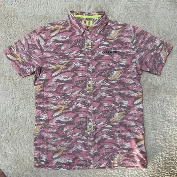 아디다스 카모 패턴 반팔 셔츠 핑크 M 사이즈 정품 새상품급