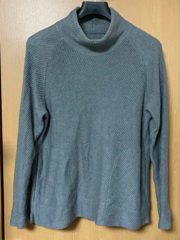 curly CLOUDY MOC NECK 모크넥 니트