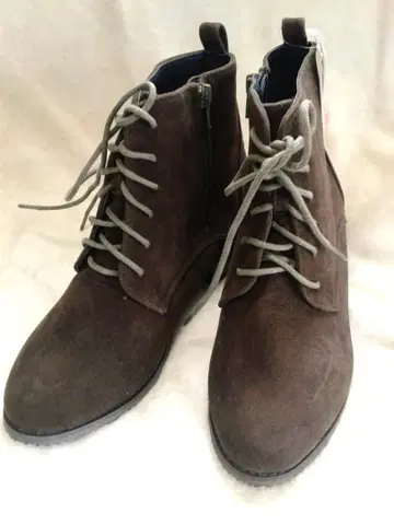 [ 미사용품 ] 스웨이드 중 힐 숏부츠 M 사이즈