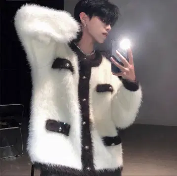 [ 미사용 새상품 최강 M 사이즈 ] 바이컬러 샤기 니트 가디건 자켓