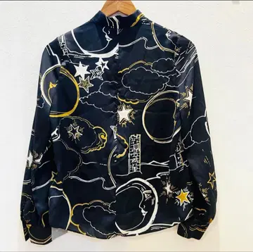 택 포함 새상품! wb (더블유비) 별과 구름 프린트 블라우스