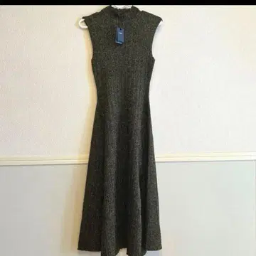 maje 슬리브리스 플레어 원피스 다크 그레이