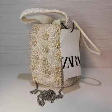 ZARA 화이트 펄 장식 미니 백 택 포함 미사용품