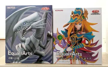 유희왕 듀얼몬스터즈 매지션즈 발키리아 푸른 눈의 백룡 피규어