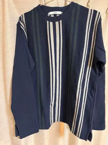 relume 네이비 스트라이프 긴팔 니트 M 사이즈