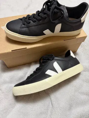 VEJA Campo 블랙/화이트 26.5cm