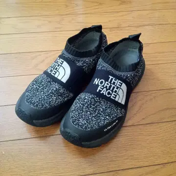 THE NORTH FACE 울트라 로우 블랙/그레이 스니커즈